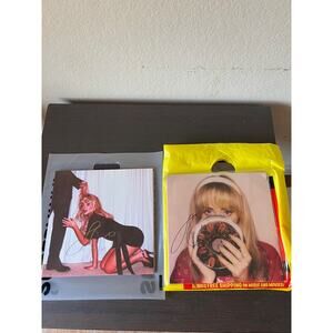2 HANG SIGNED Sabrina Carptenter Vinyl Records Man's Best Friend & Fruitcake